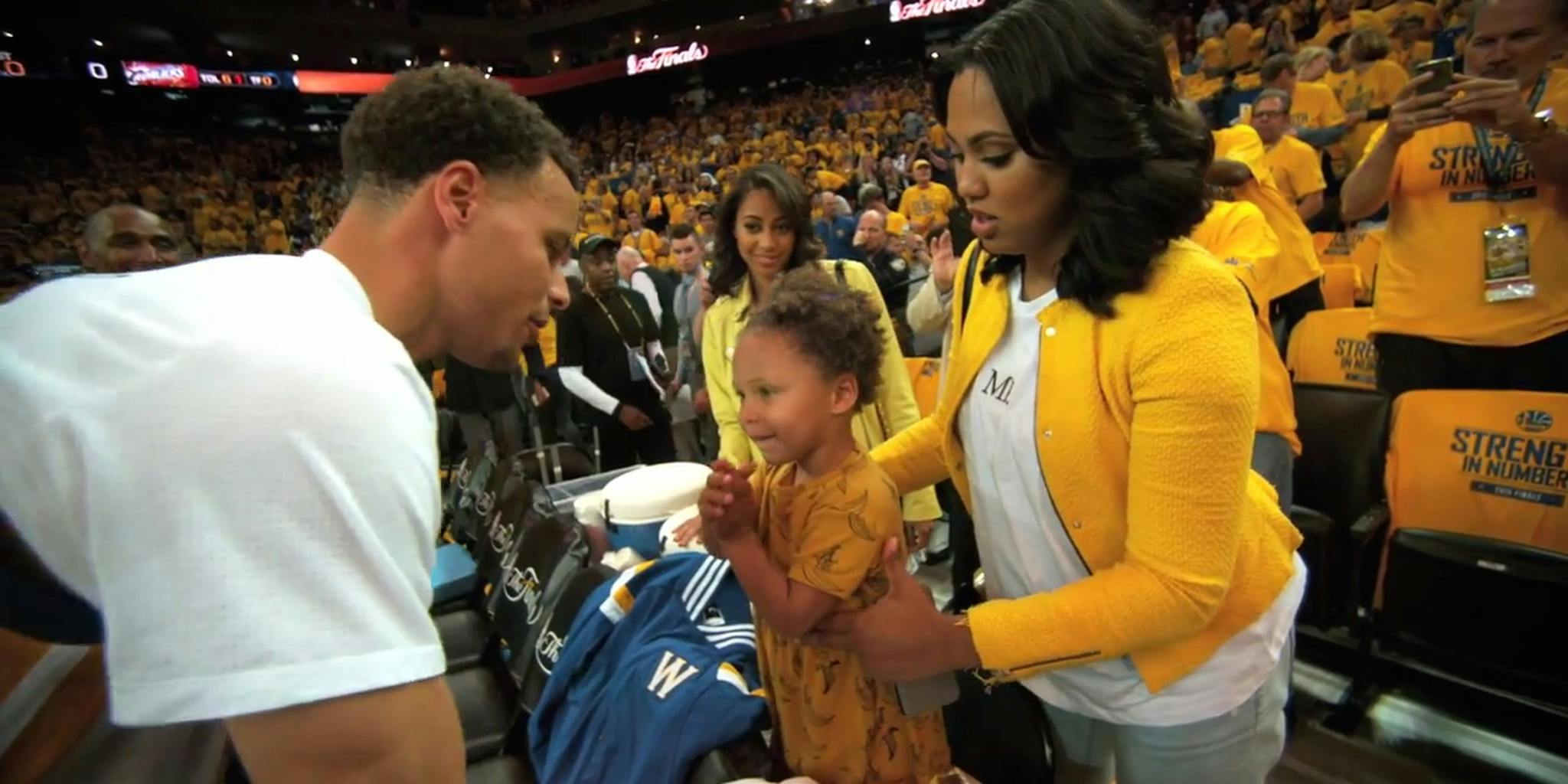 Riley Curry is the cutest Warriors fan ever