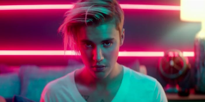 YouTube Music: Justin Bieber's What Do You Mean? music video