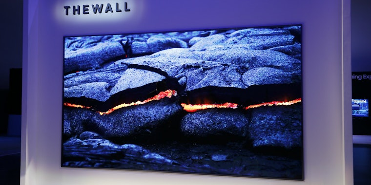 Samsung's 146-inch 'The Wall' Display Is a Gorgeous Gimmick