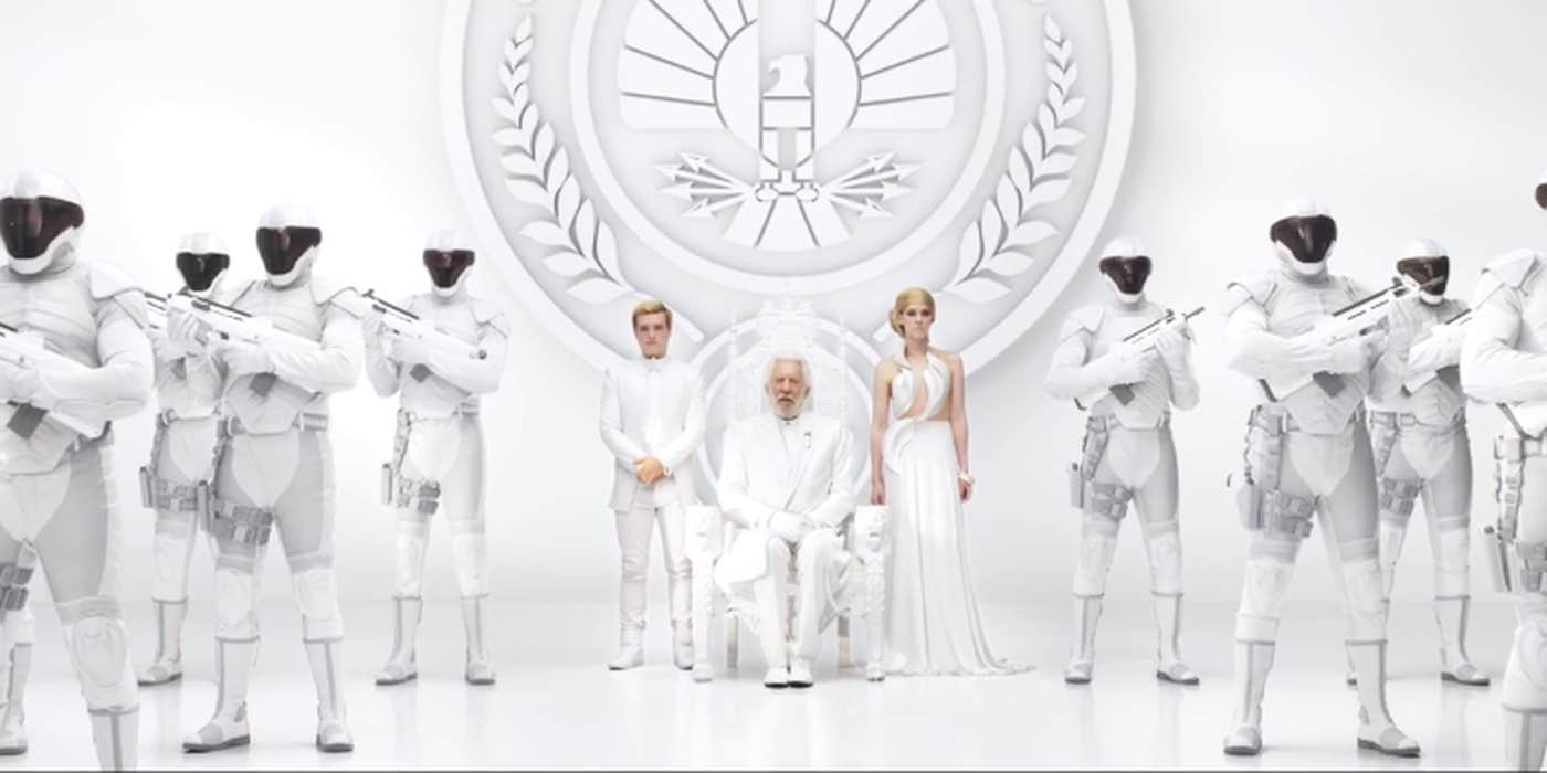 The rebellion is in full tilt in this new 'Hunger Games' movie teaser