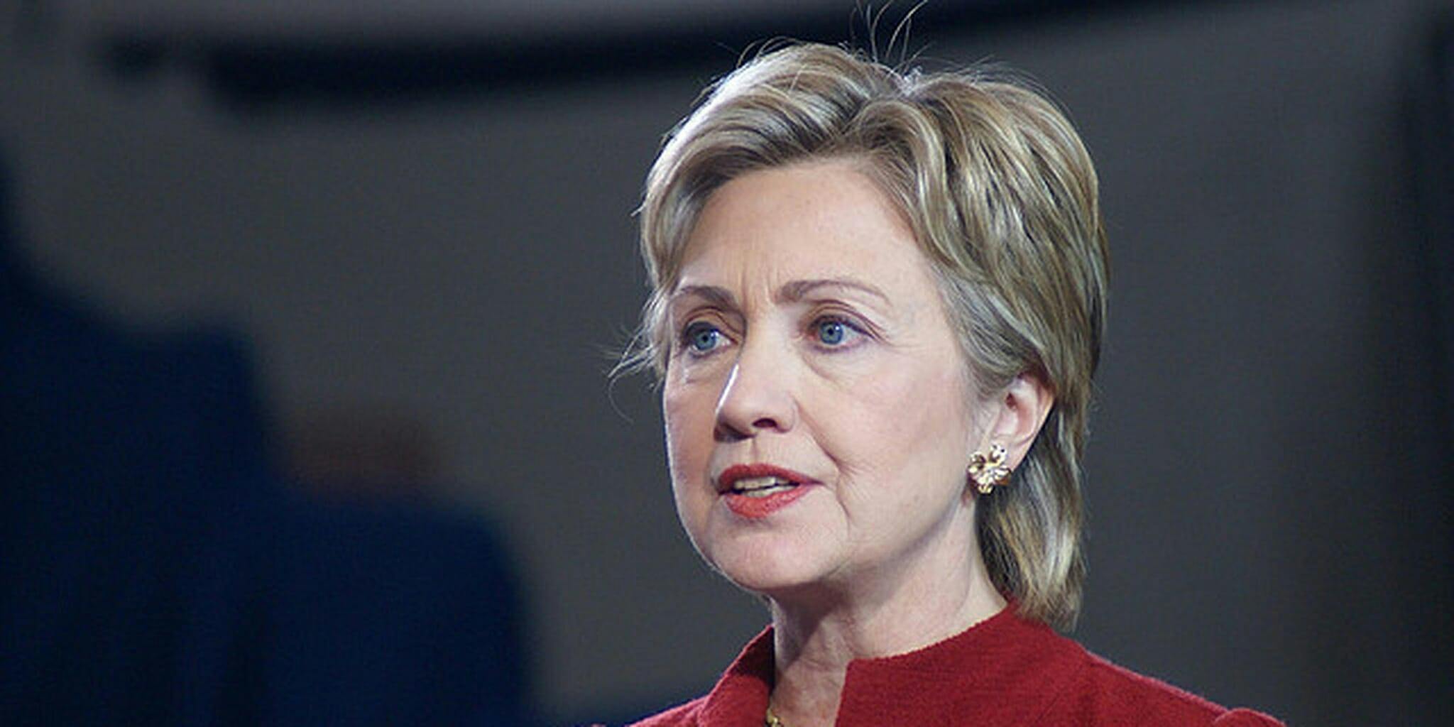 Hillary Clinton Pushes New Gun Control Plan Following Oregon Shooting The Daily Dot 3254