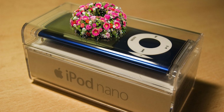 iPod nano with funeral wreath