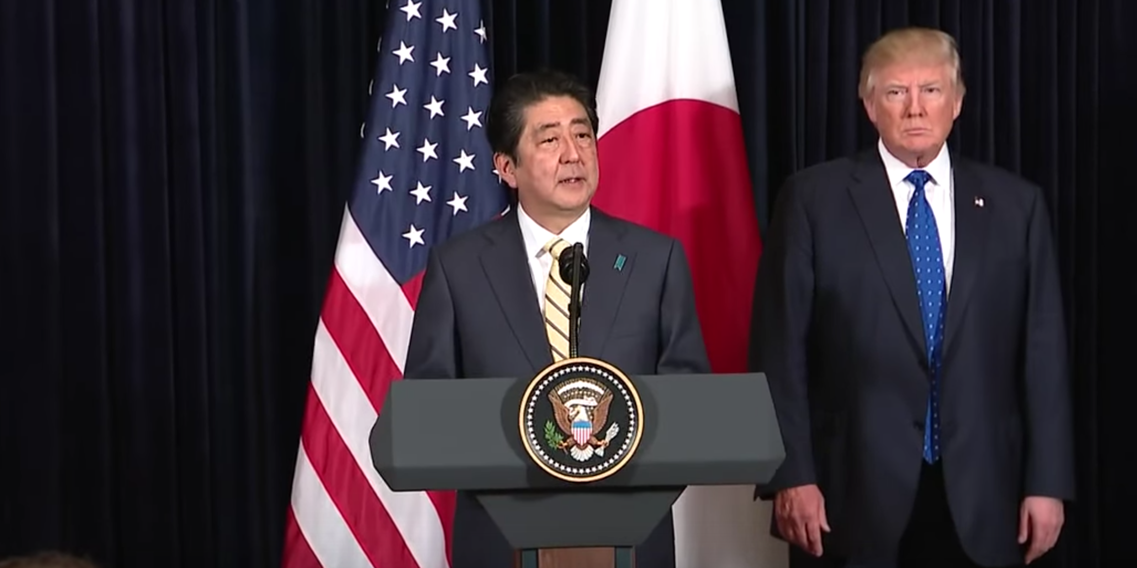 Shinzo Abe and Donald Trump at press conference