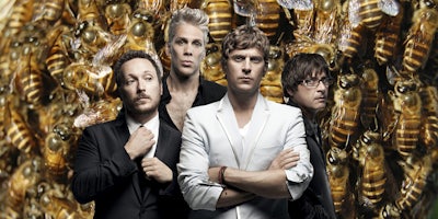 Matchbox 20 in front of a swarm of bees