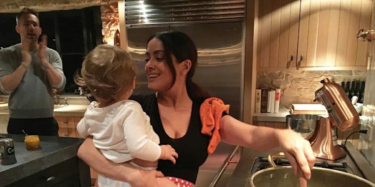 Salma Hayek cooks, babysits for Ryan Reynolds