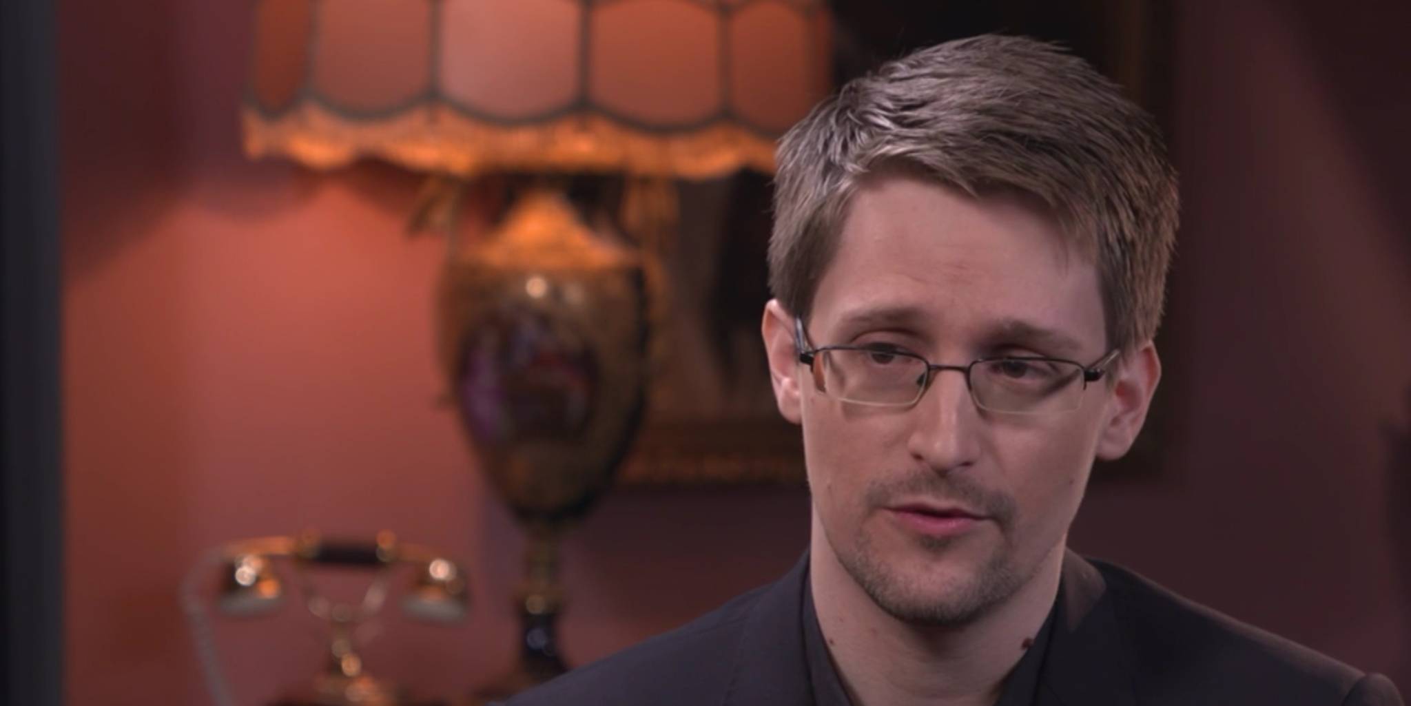 Russia Extends Edward Snowden's Asylum 3 Years