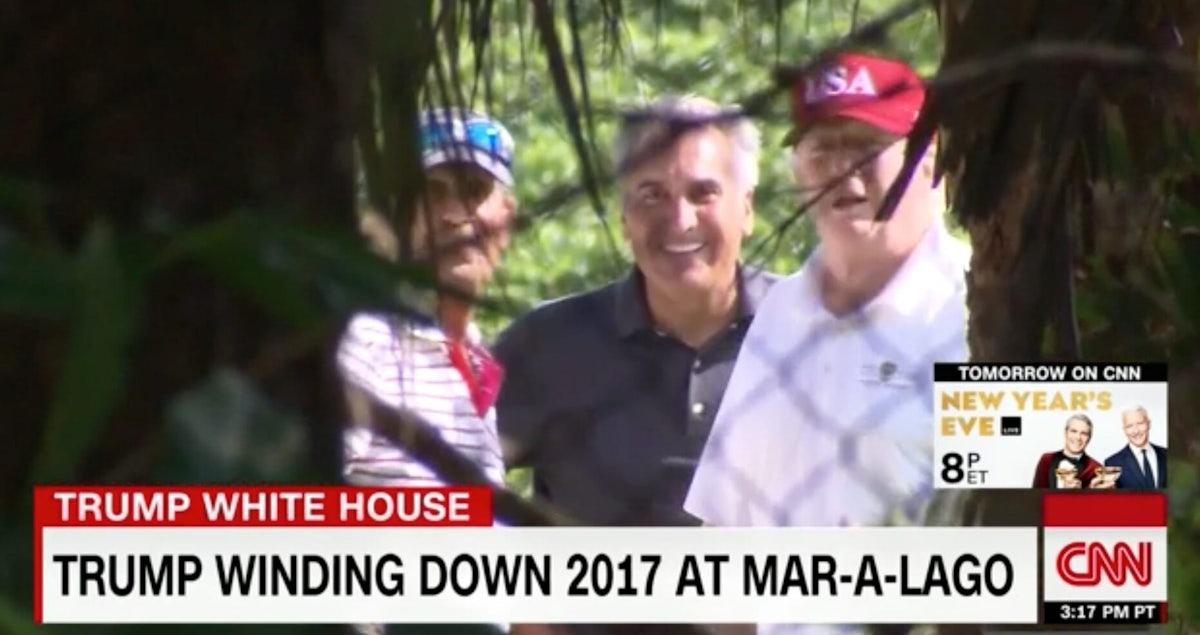 CNN catches Trump golfing
