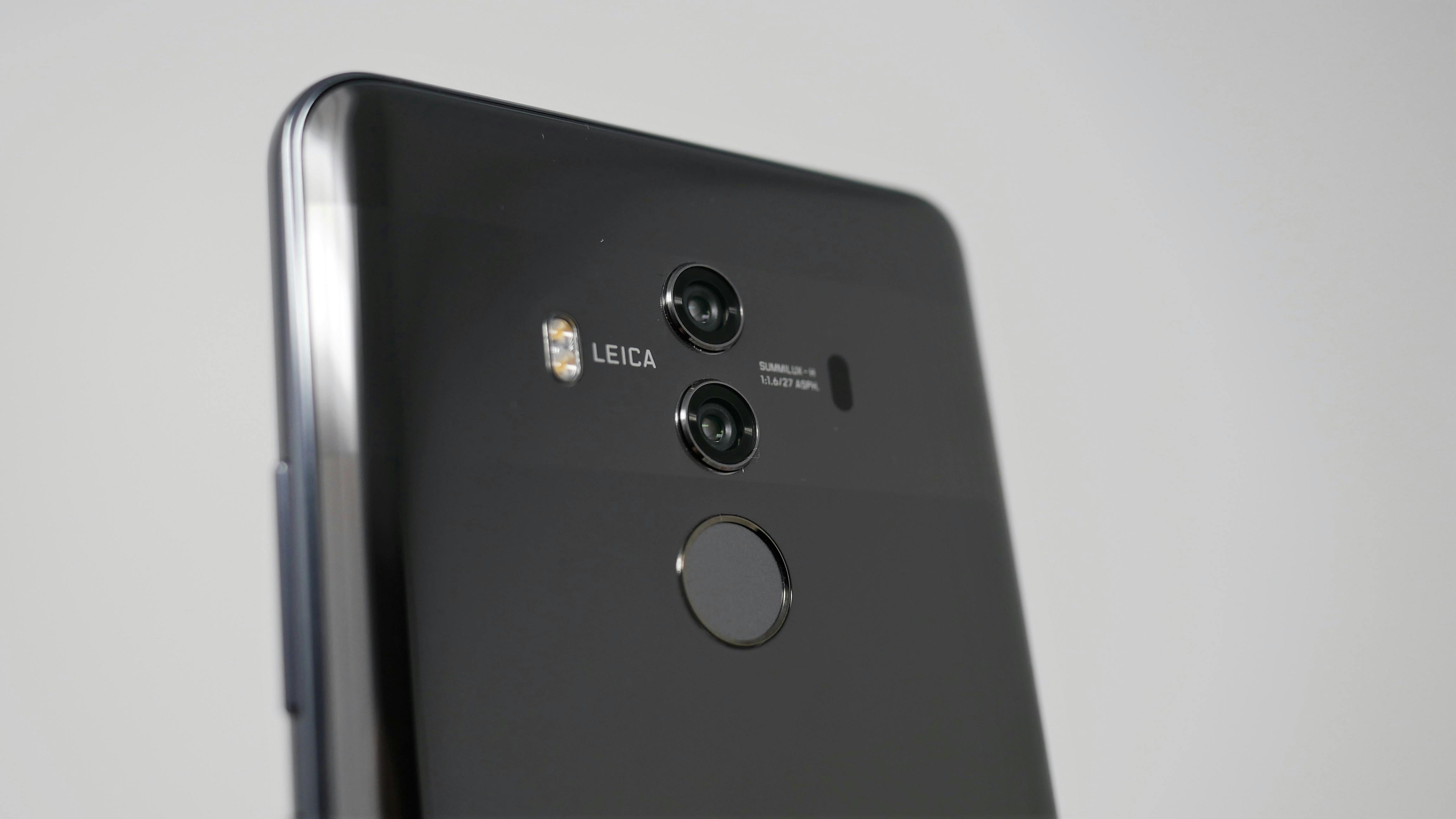 Huawei Mate 10 Pro rear dual-lens camera