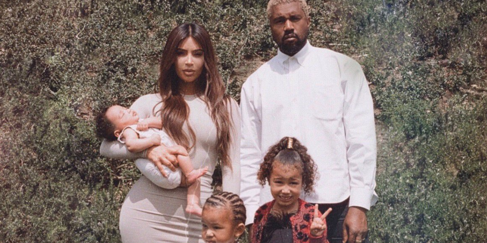 kim kardashian family photo