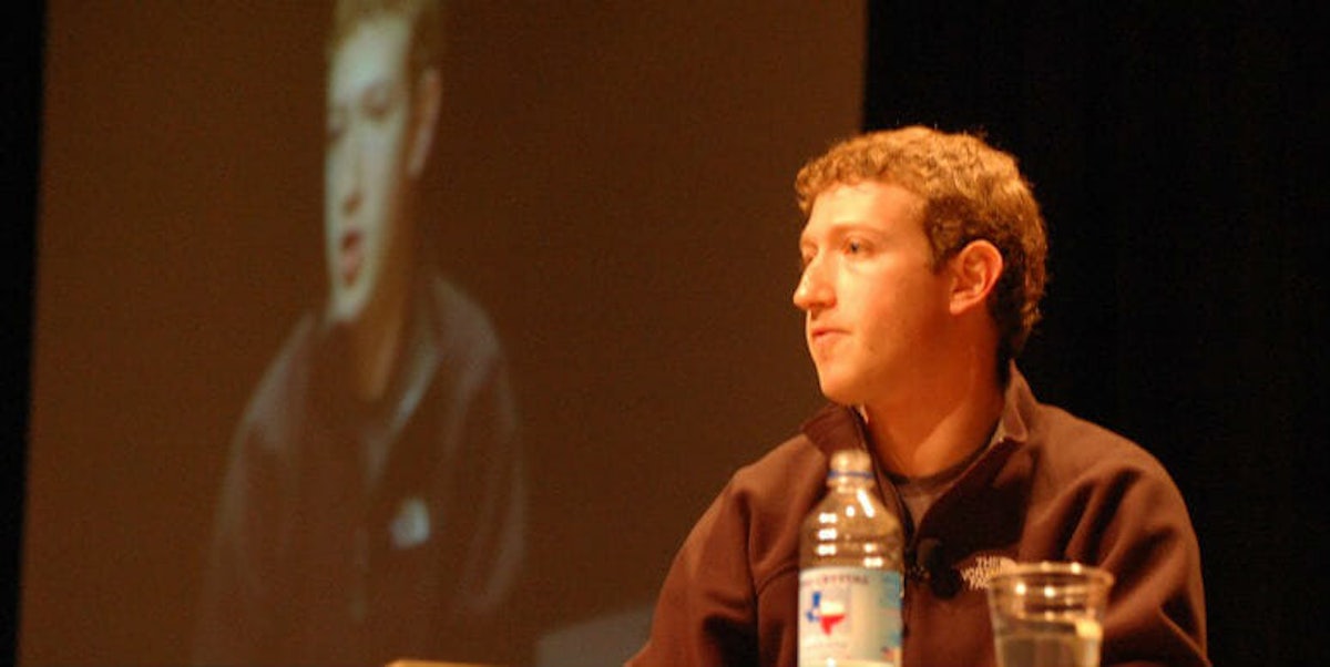 Mark Zuckerberg Dismisses Calls to Resign After Data Scandal