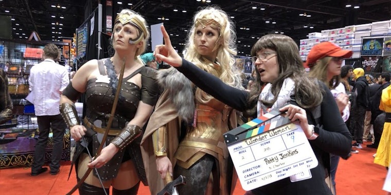 Cosplayer Dresses as Patty Jenkins at C2E2, and Jenkins Loves It