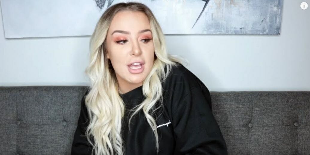 Tana Mongeau’s Convention, TanaCon, Overrun By Thousands of Fans