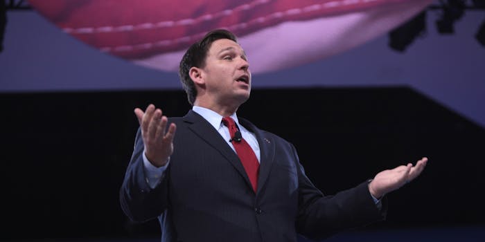Conservative media is backing Ron DeSantis amid revelations he attended conferences organized by David Horowitz.
