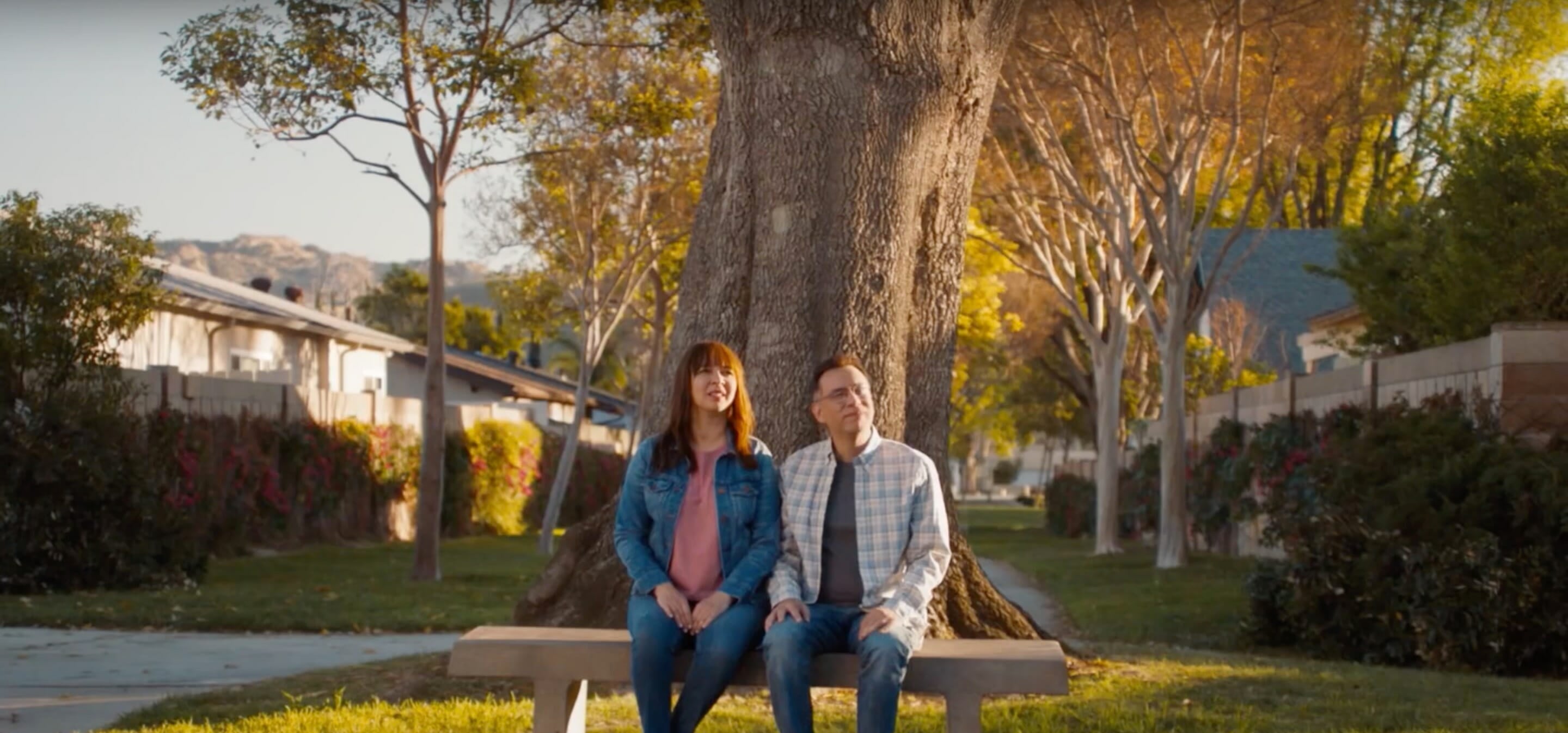 Maya Rudolph, Fred Armisen Shine In Amazon Prime's 'Forever'