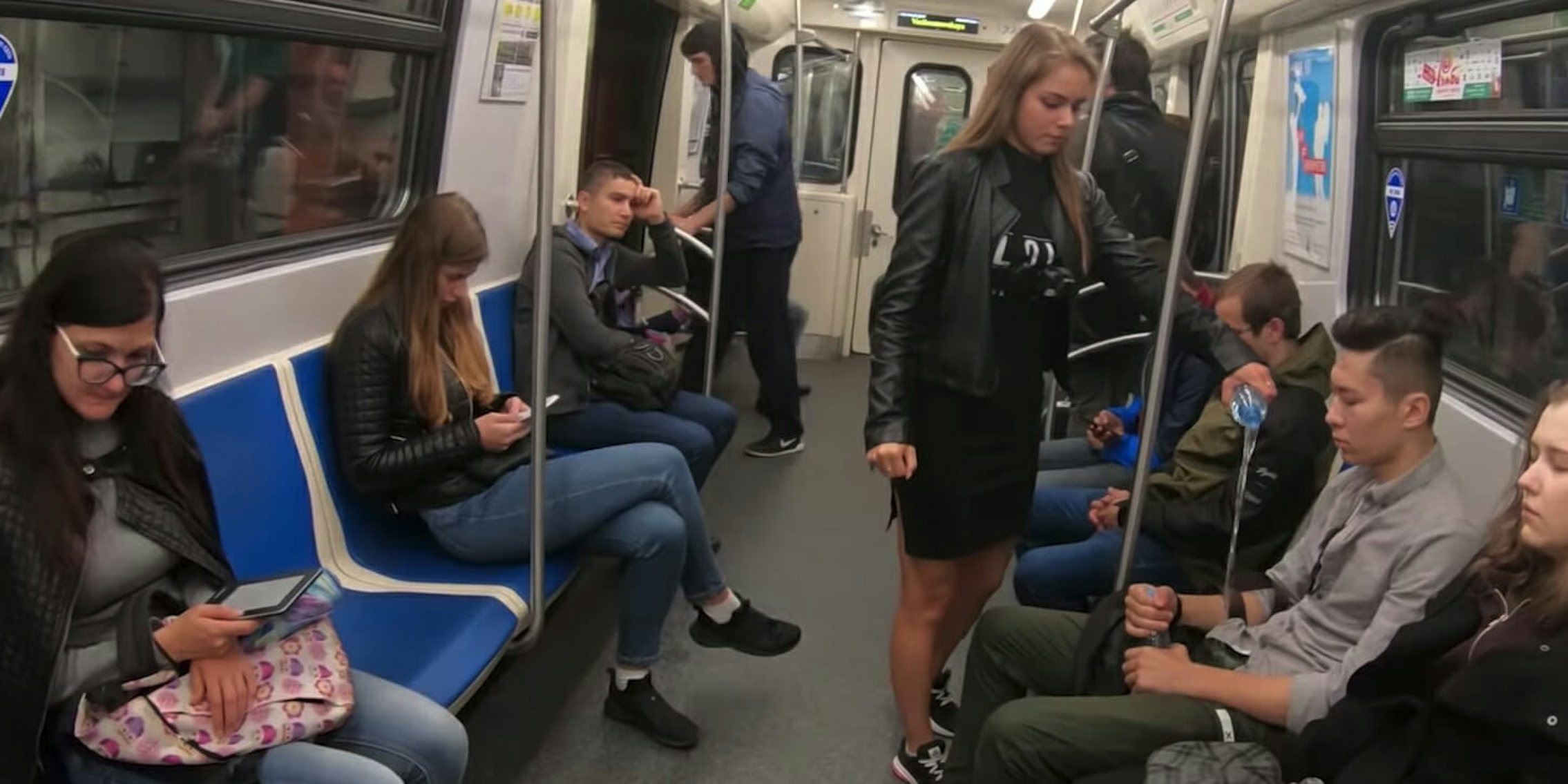 A video allegedly shows a Russian law student pouring bleach into the laps of manspreaders.