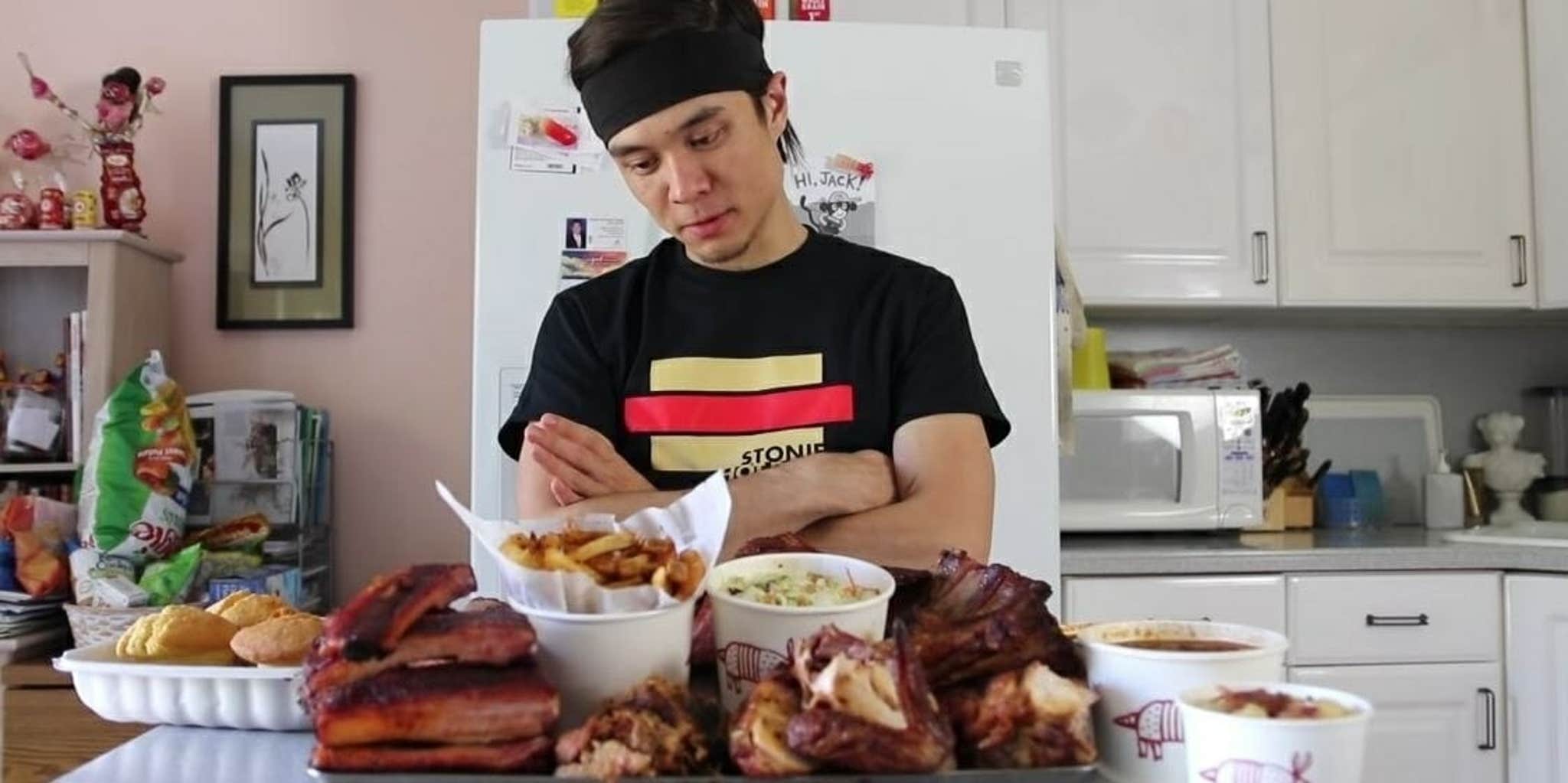 Video: YouTuber Matt Stonie Demolishes Huge Platter of BBQ