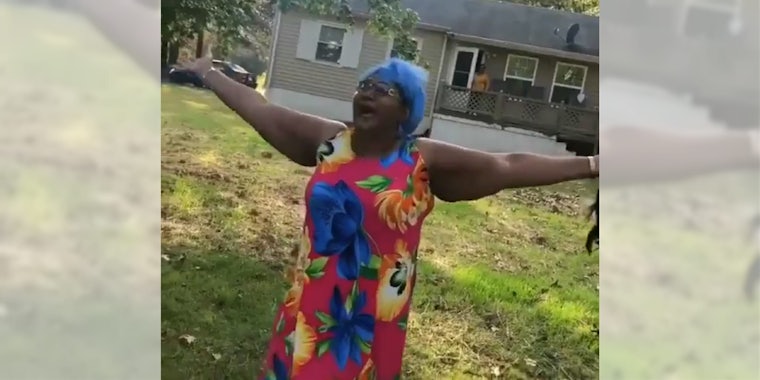 A gender reveal party had a wig-snatching twist.