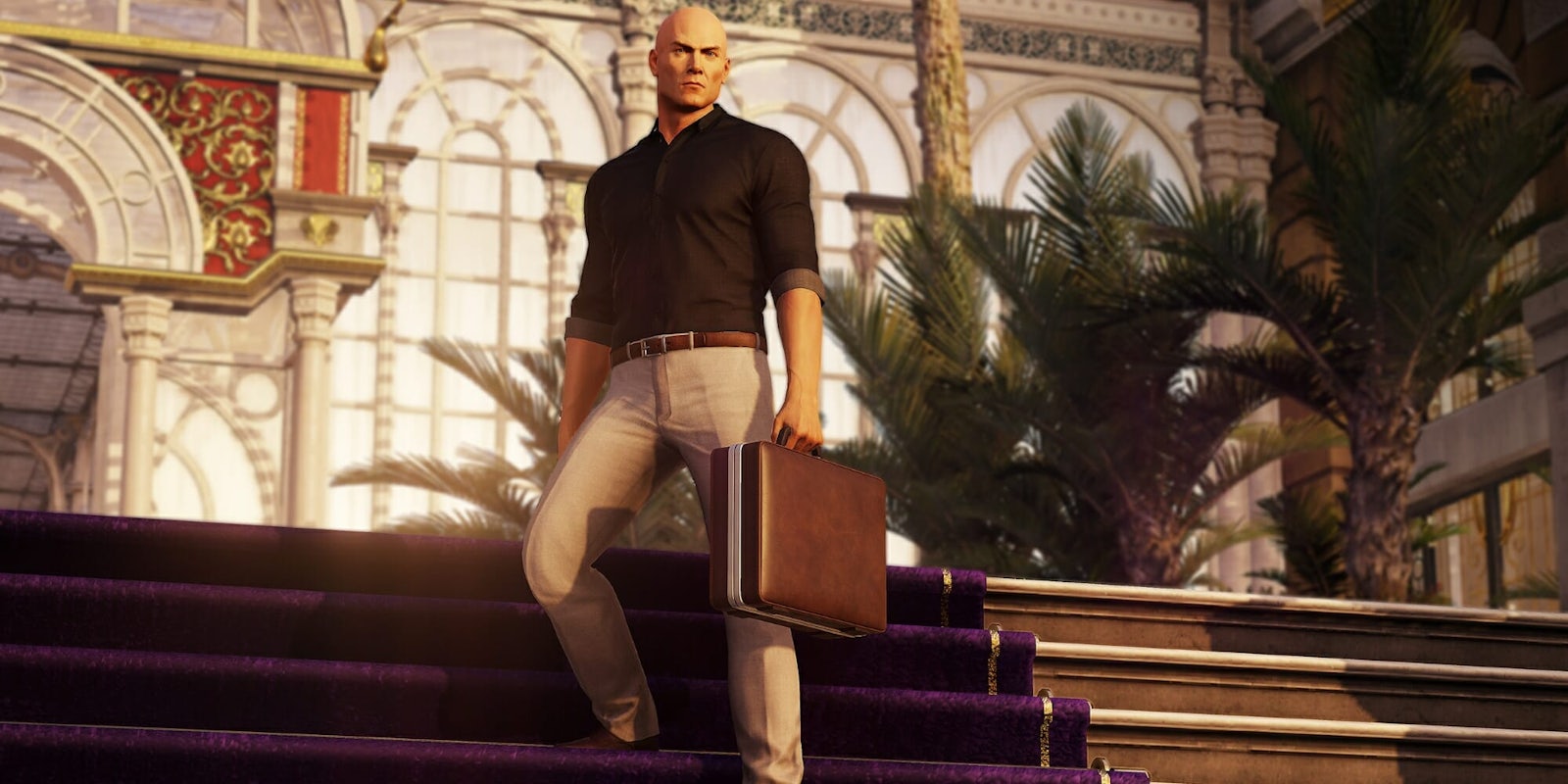 A new bug in Hitman 2 is turning the briefcase into a homing weapon, and Twitter loves it.