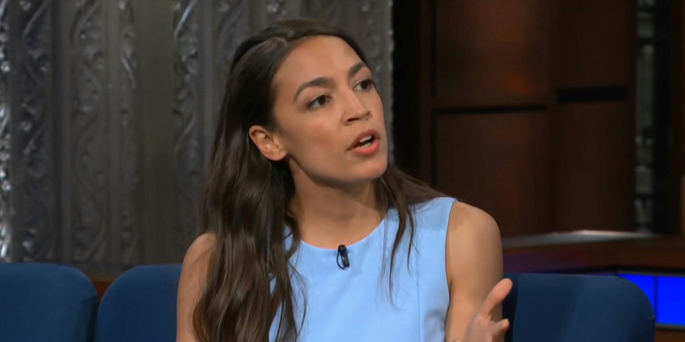 Ocasio-Cortez says Congress Should Give Up Salaries During Shutdown