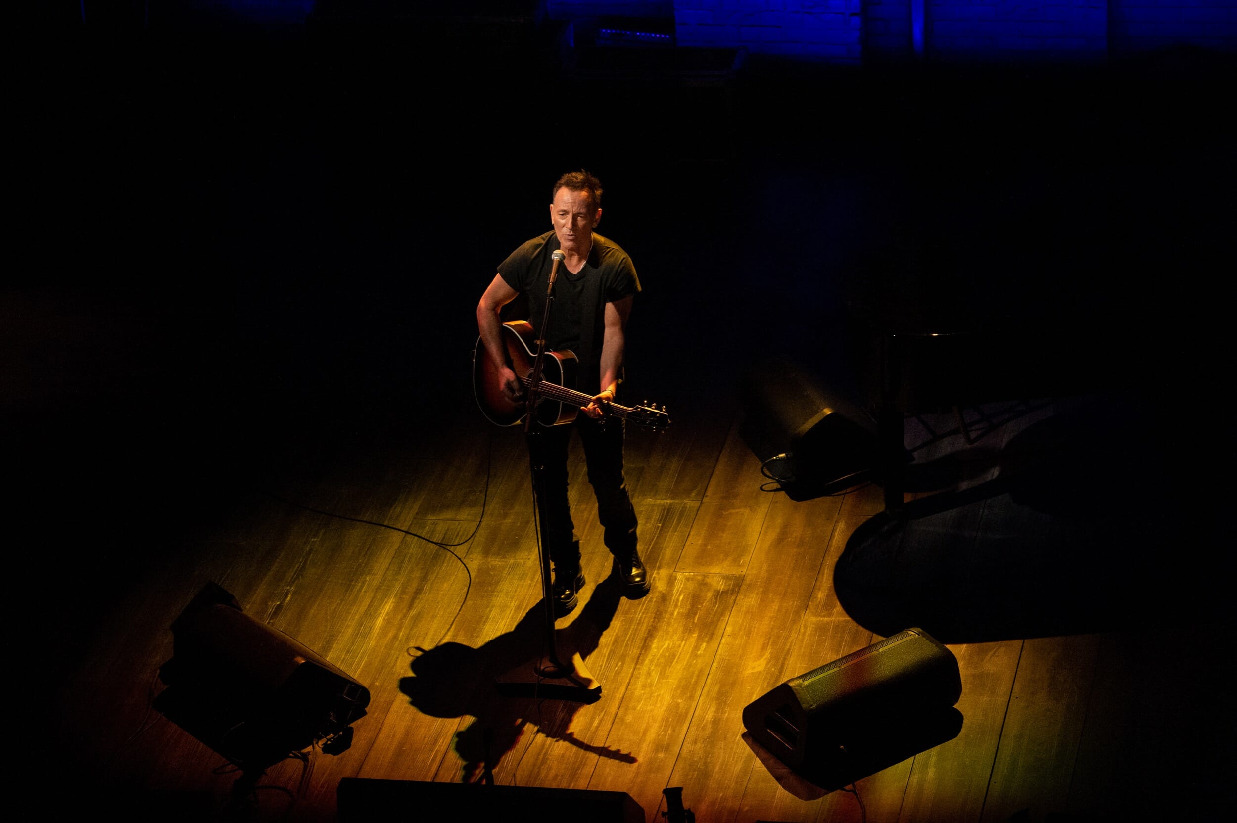 netflix springsteen on broadway review