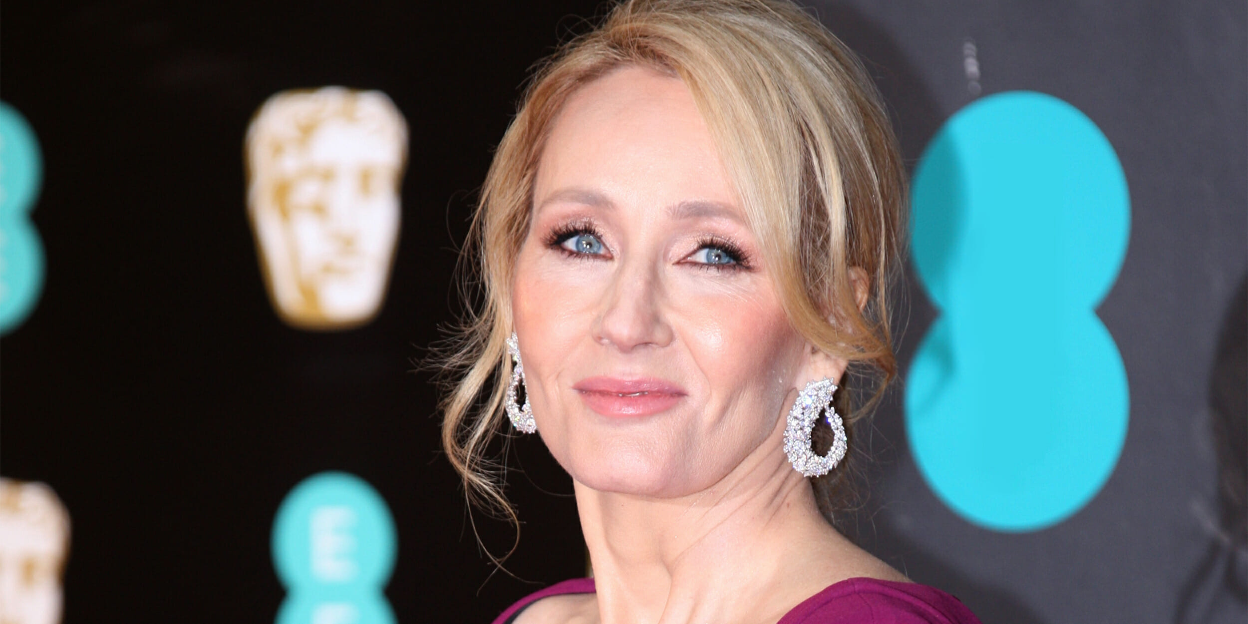 Meme Mocks J.K. Rowling For Offering Too Many Harry Potter Details