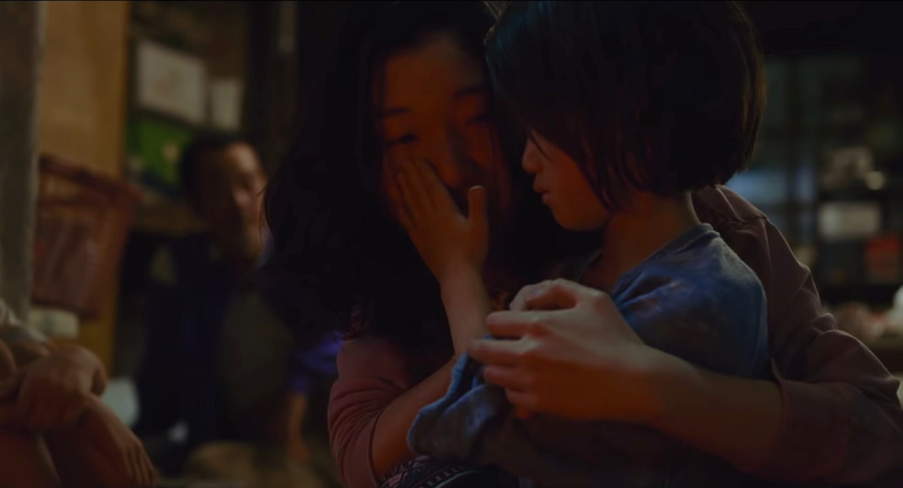 shoplifters review