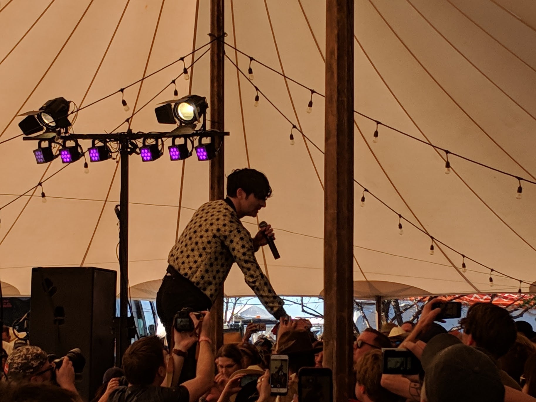 Low Cut Connie