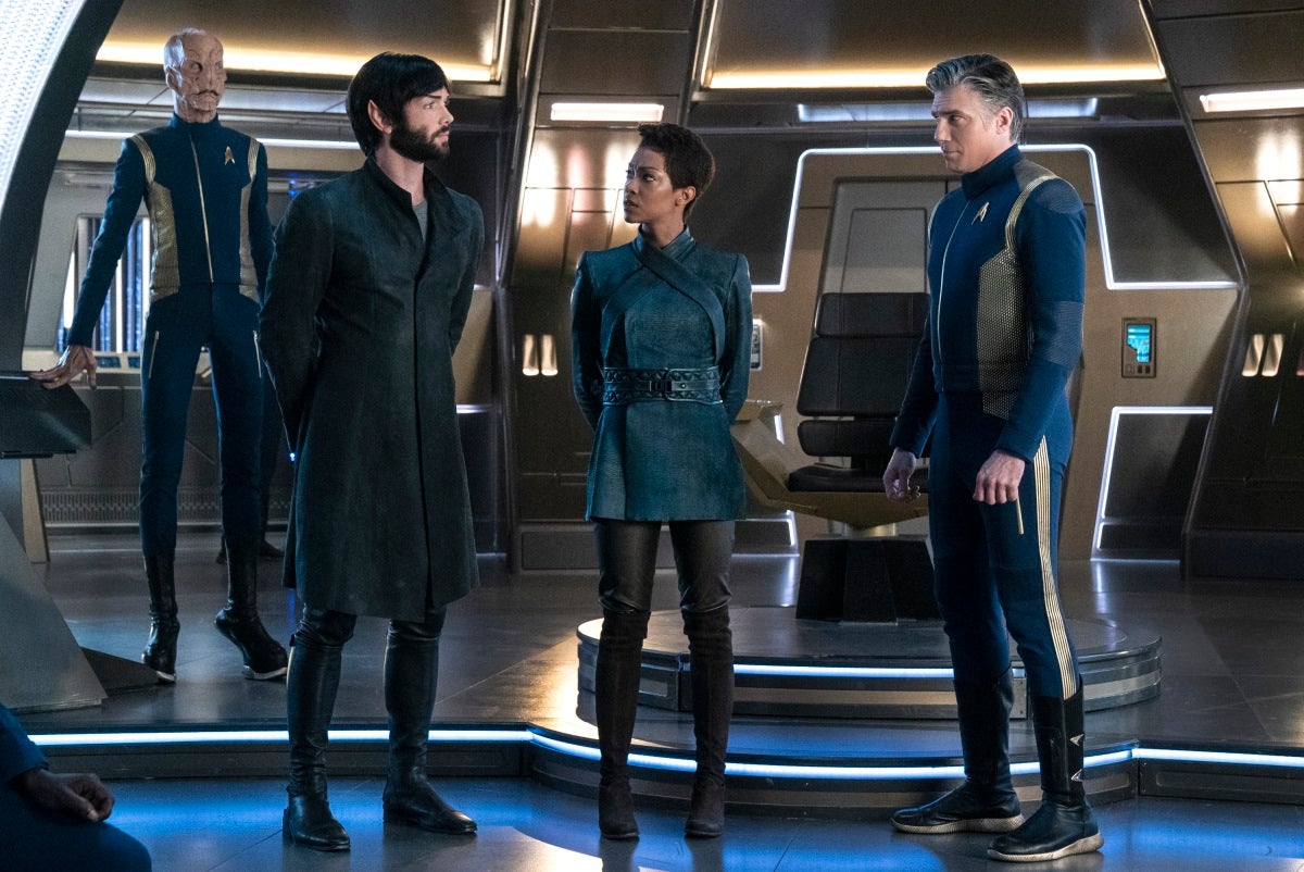 Star Trek Discovery Costume Designer Breaks Down Season 2 0403