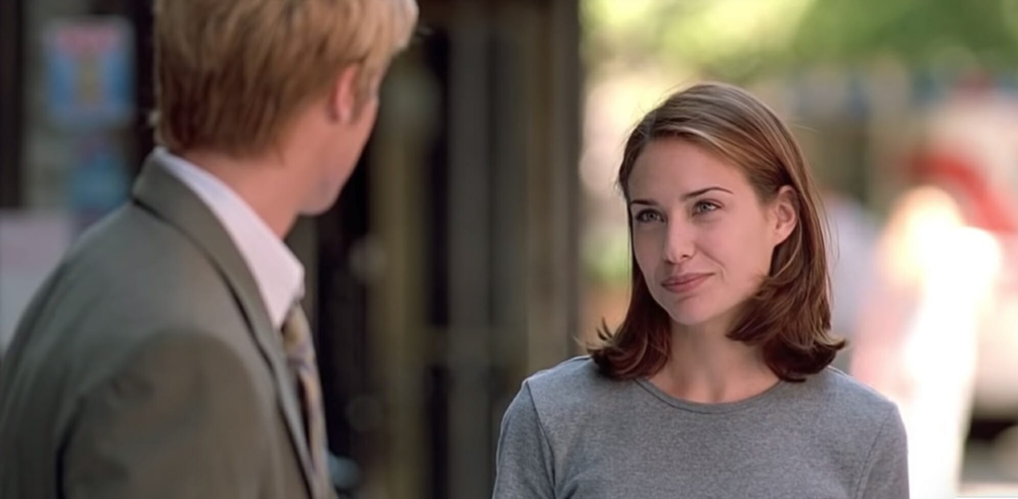 Find someone who looks at you the way Claire Forlani looks at Brad