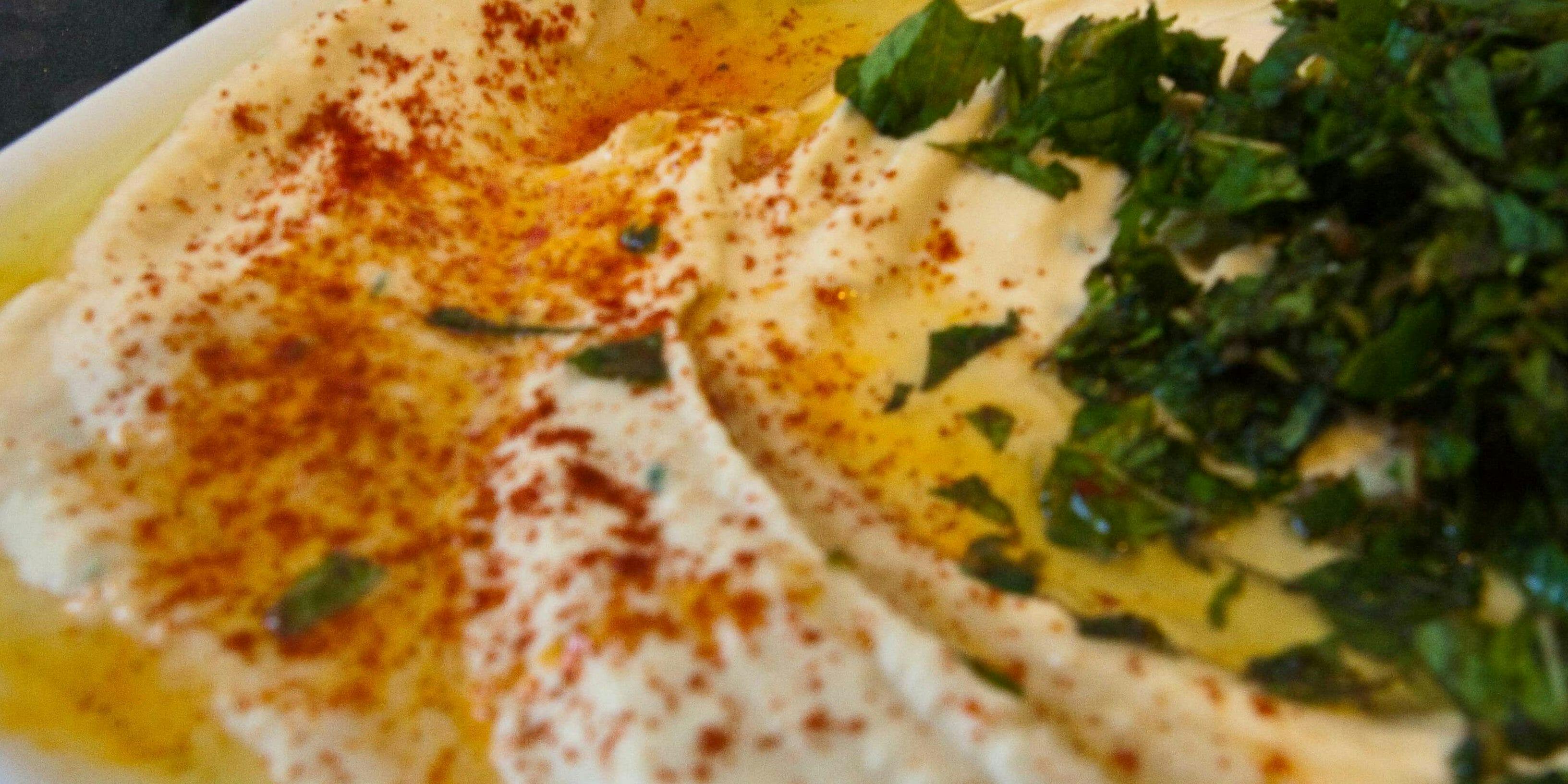 Palestinian-American Fed Up With Store-Bought Hummus Delights Twitter ...