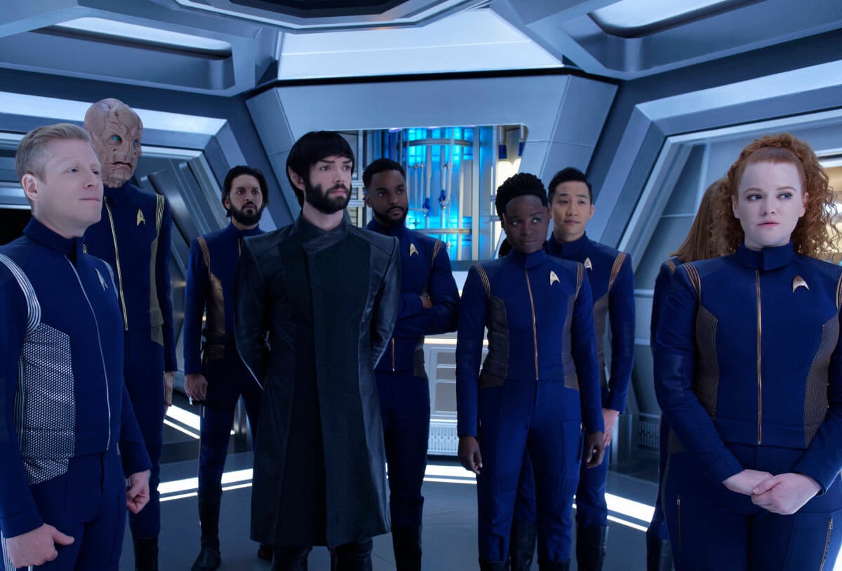 star trek discovery time travel crew