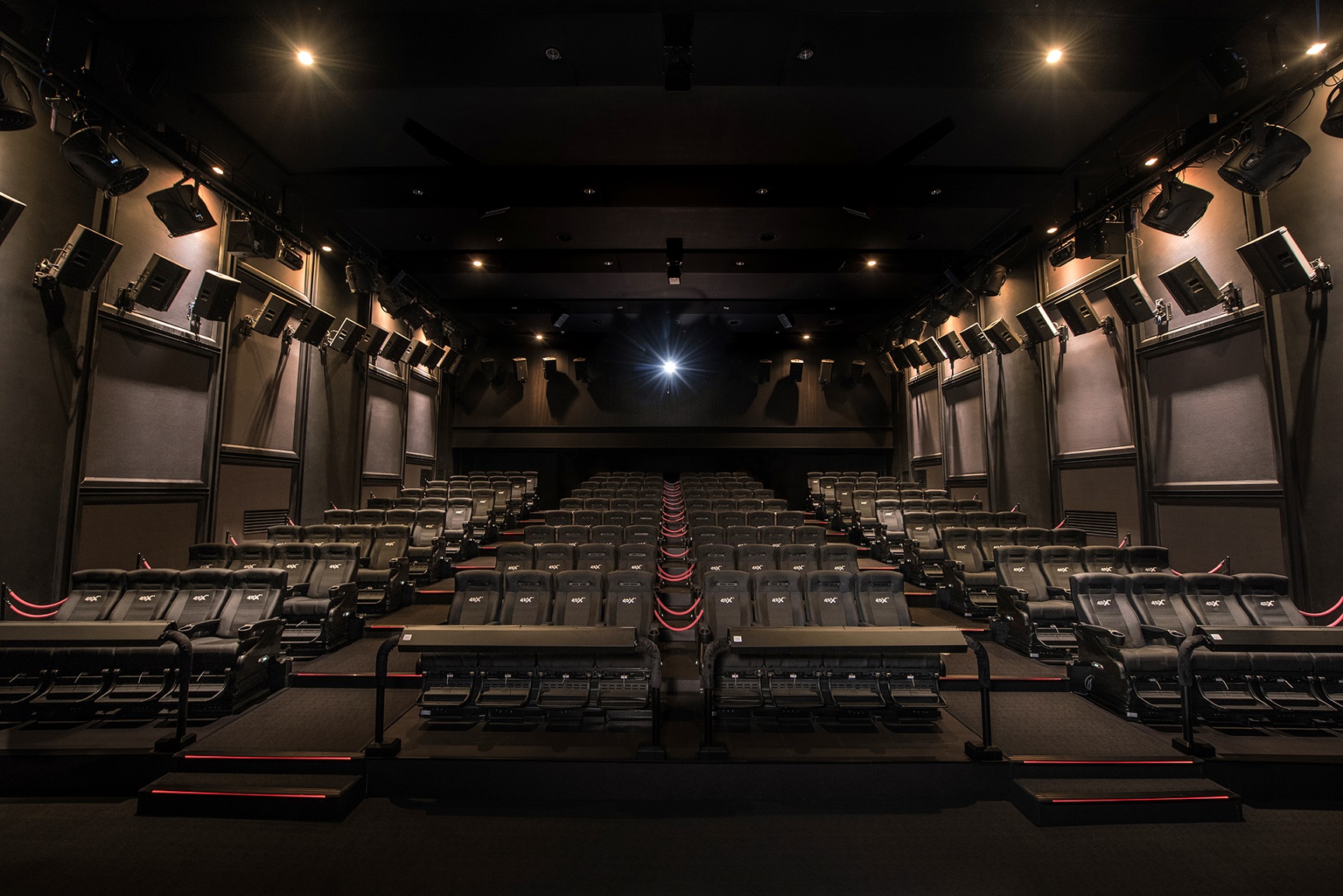 apex 4d theater
