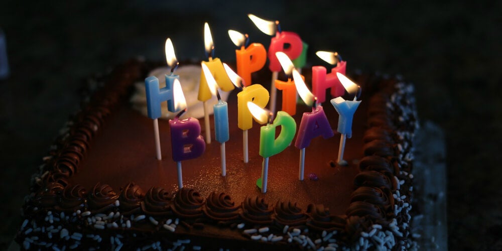 bernie_sanders_socialism_birthday_cake