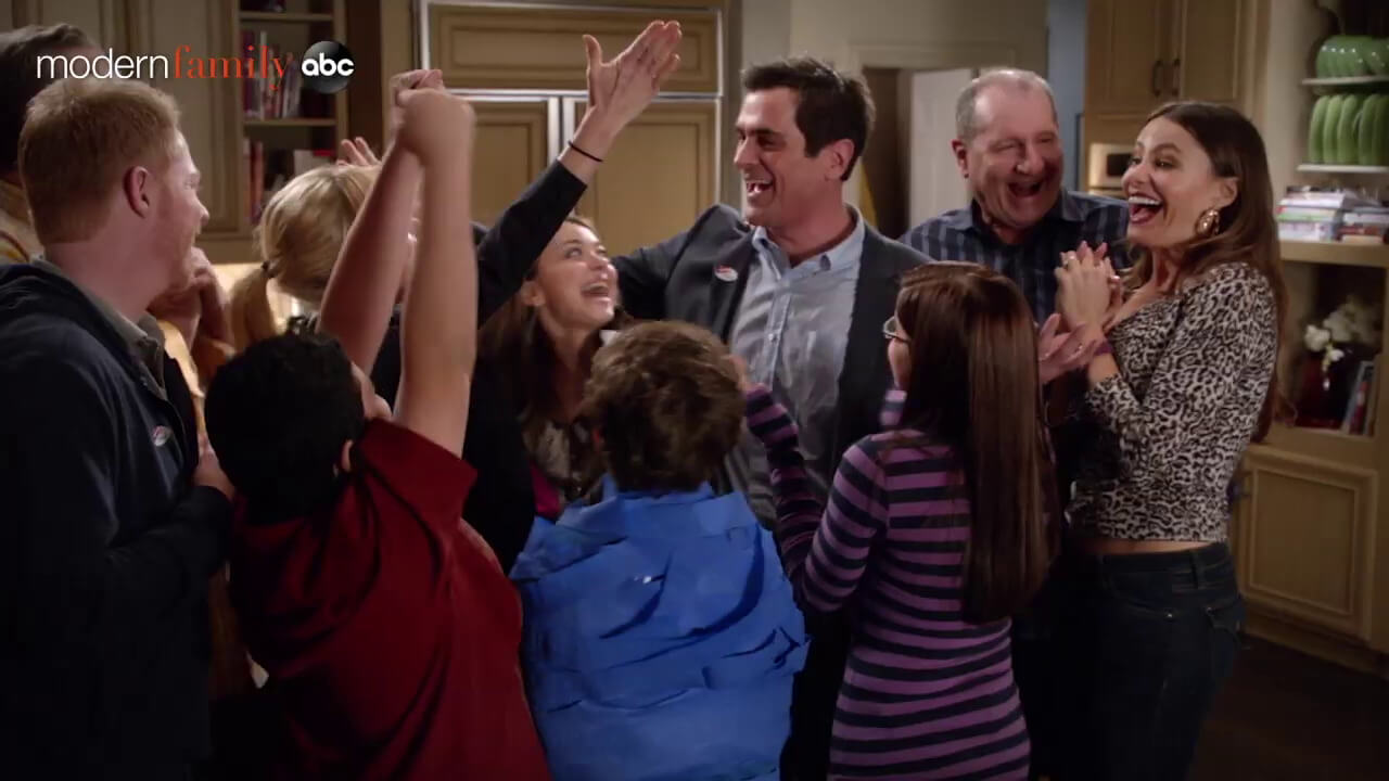 Watch Modern Family Stream Season 11 and Old Episodes