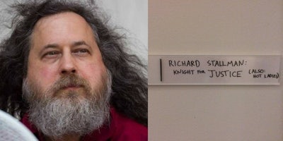 Richard Stallman next to a door sign that reads 'Richard Stallman Knight for Justice (Also: hot ladies)'