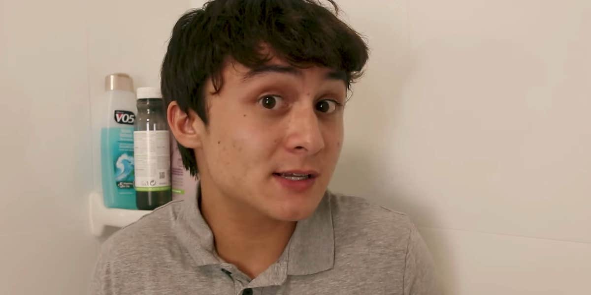 Michael Reeves' Twitter Bot Lets Followers Decorate His Room