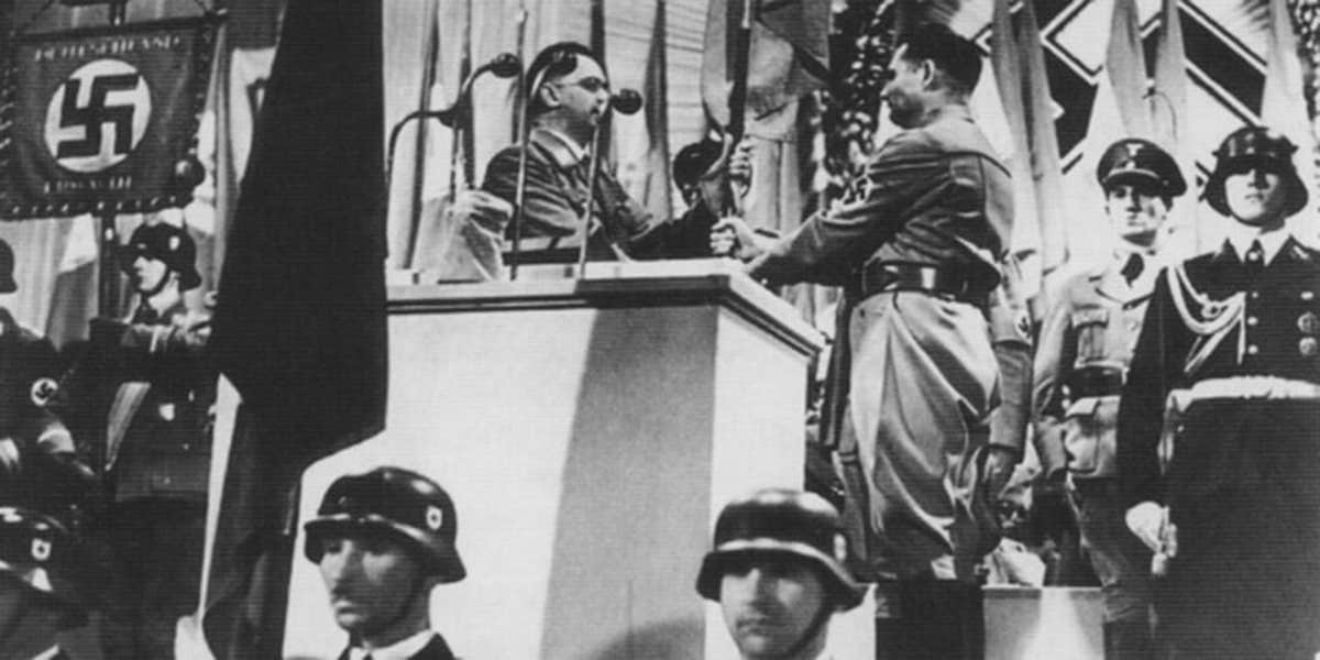 Anti-Nazi Tweet Mass Reposted in Solidarity With Activist