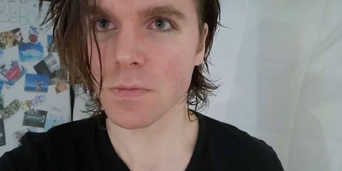 Onision patreon bannedOnisionSpeaks/YouTube (https://www.youtube.com/watch?time_continue=24&v=JTxaYllUH8I&feature=emb_logo)