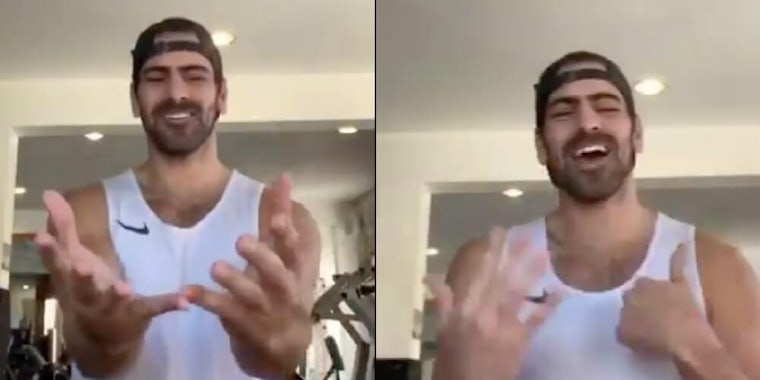Nyle Dimarco Sign Language All I Want For Christmas Is You