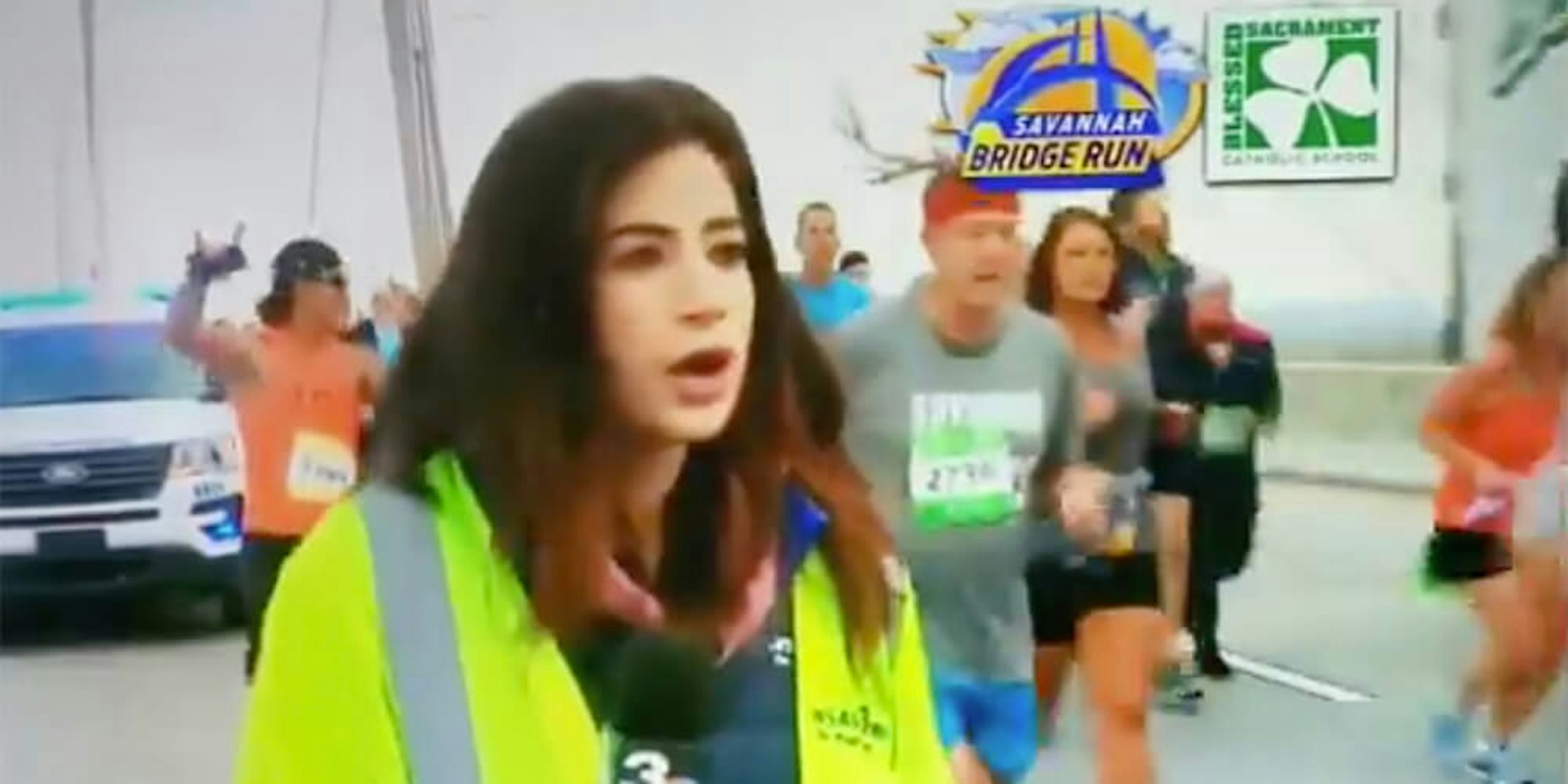 runner hits reporter's behind as he runs past during live tv broadcast