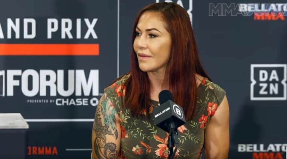 Cris Cyborg vs Julia Budd live stream DAZN