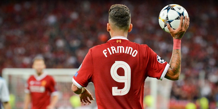 Roberto Firmino readying for throw-in