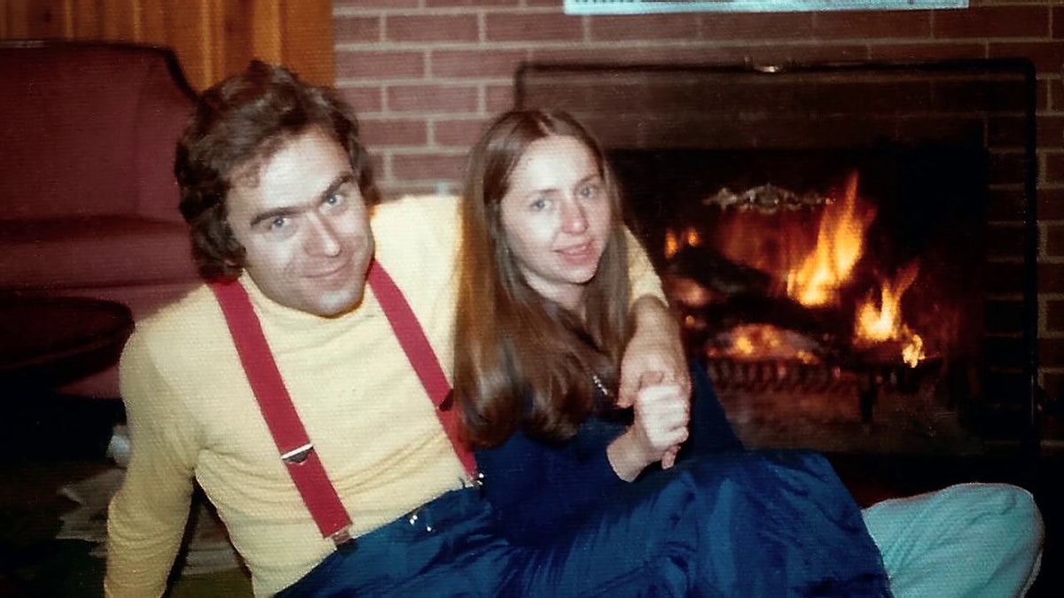 watch Ted Bundy falling for a serial killer