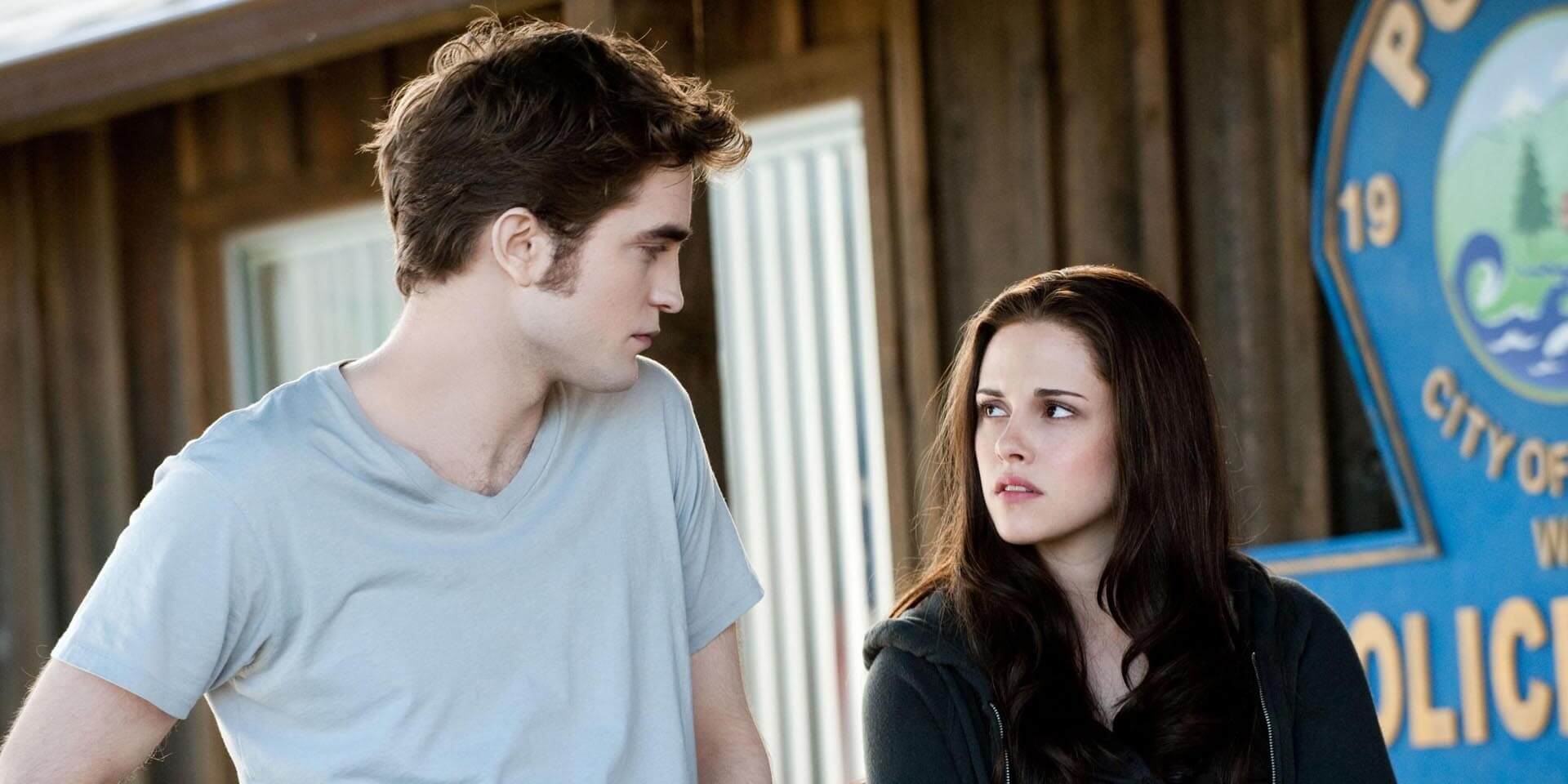 'Midnight Sun': Stephenie Meyer Announces New 'Twilight' Book