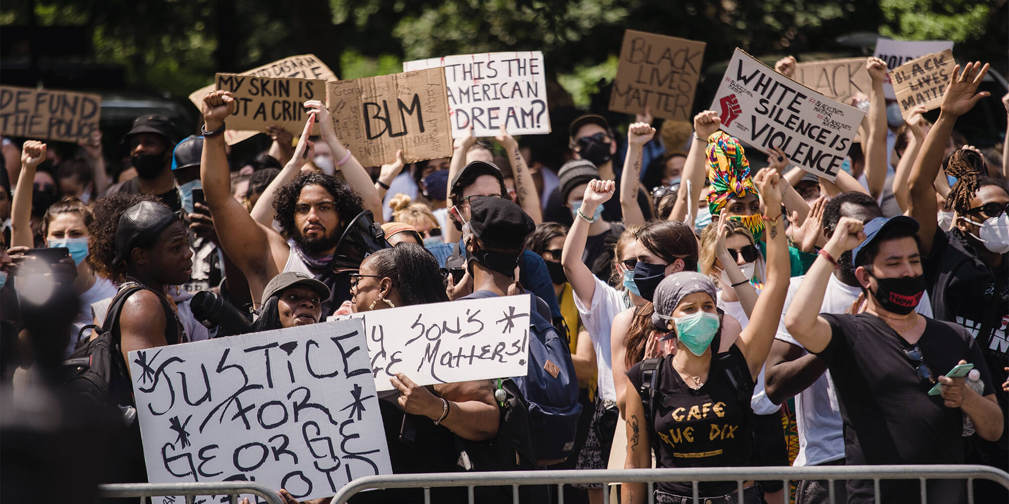 People protesting for black lives matter