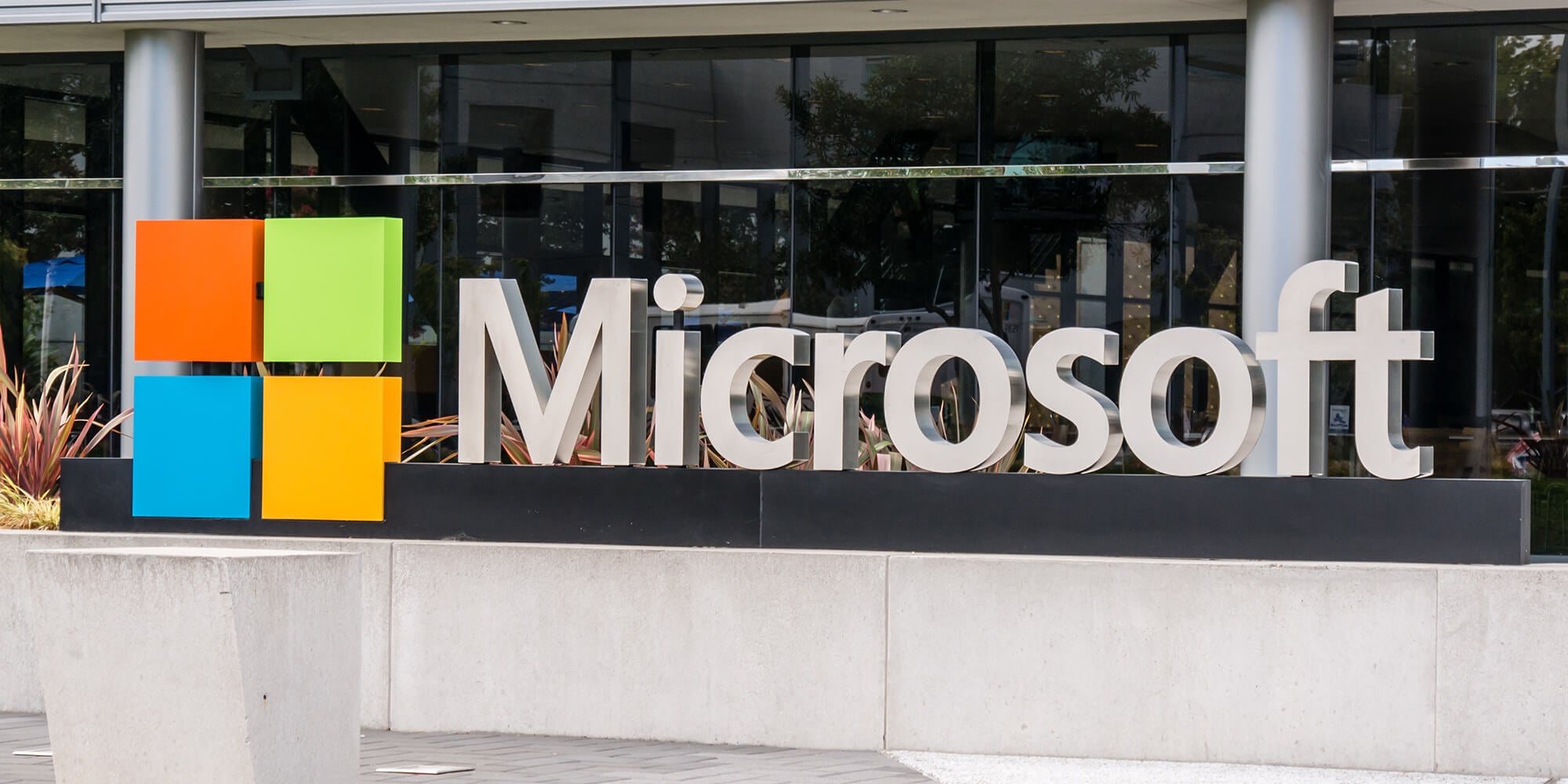 Microsoft sign in front of store microsoft facial recognition