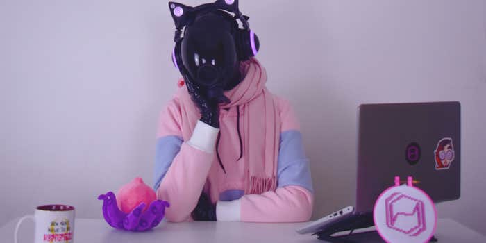 What Is Dronification? The KinkIinvolving Latex and Anonymity