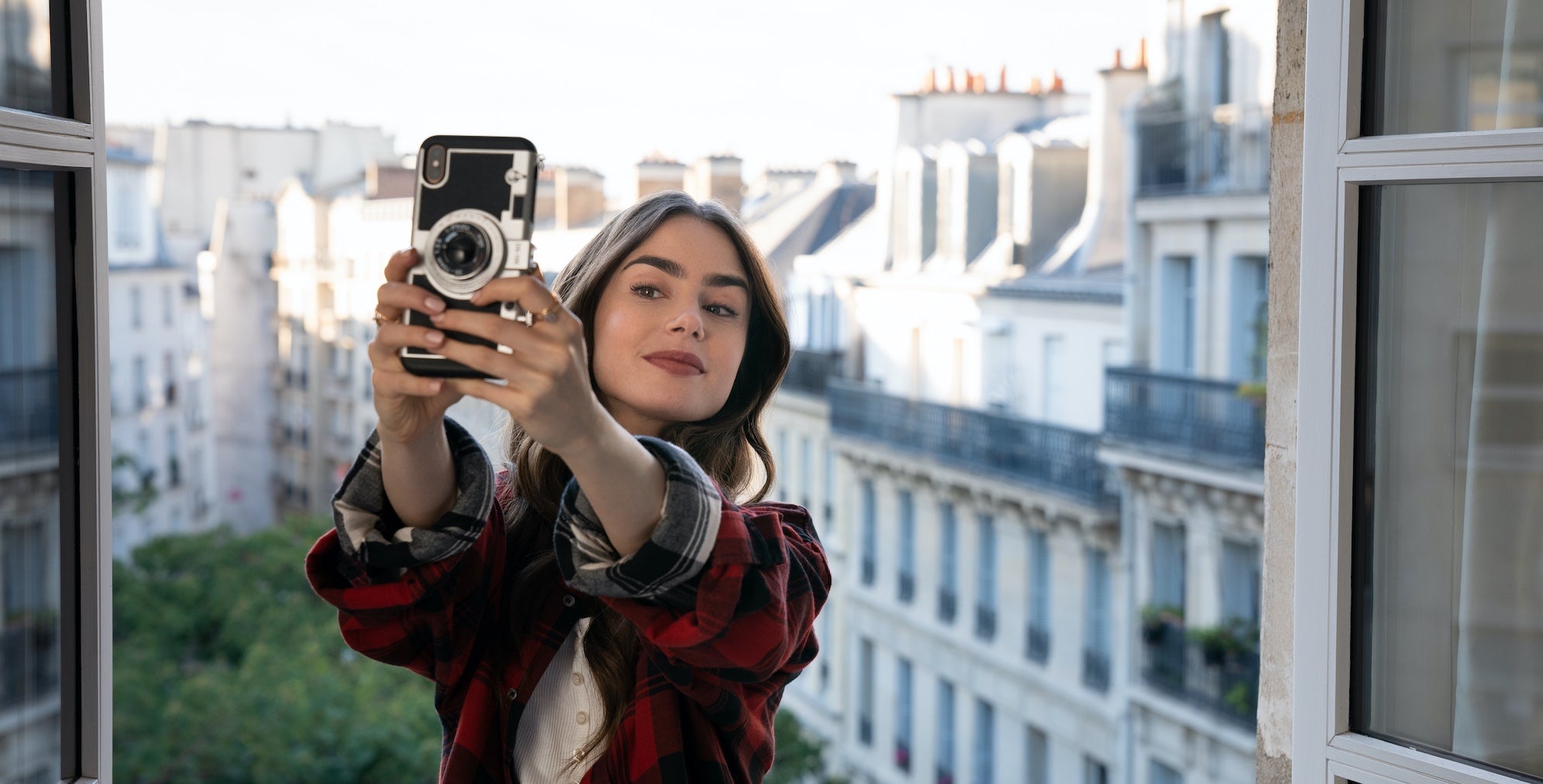 emily in paris netflix