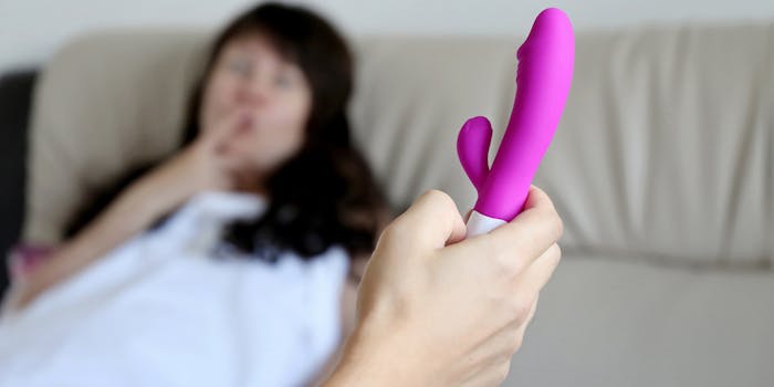Sex Toys Vibrators For Women - 23 Sex Toy Porn Sites That'll Leave You Buzzing with Oxytocin