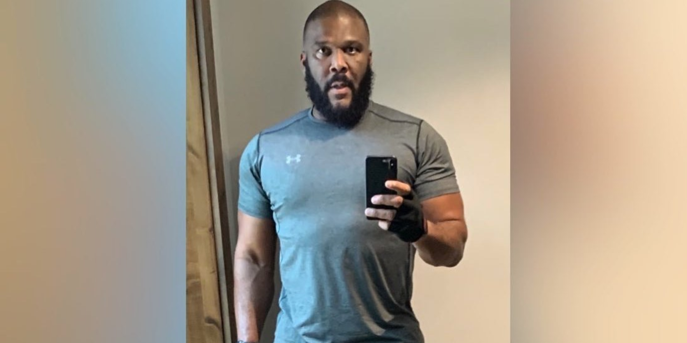 tyler-perry-moms-simpling-fitness-selfie